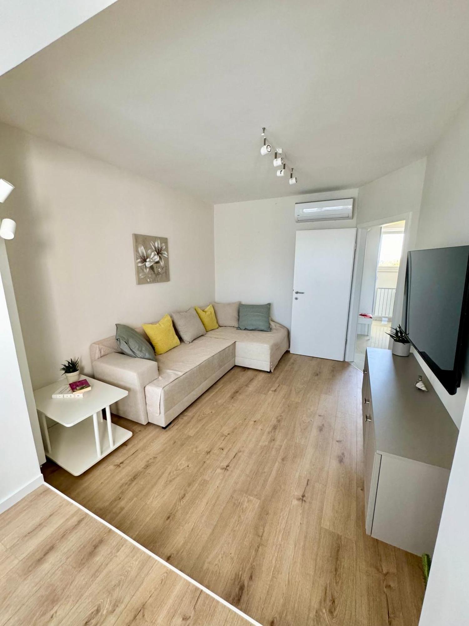 Urban Haven, * Zagreb